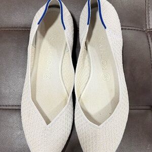 Rothy's- The Point Shoe (Size 10) Cream/White